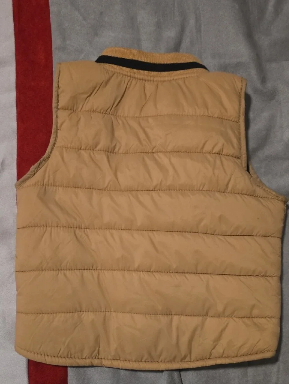 Reebok Kids Quilted Vest in Tan with Black Trim